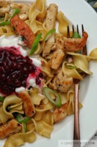 chicken, pasta, with, cream, and, cranberry, sauce. fork, egg noodles, recipe, scallions, sliced, plate, food, meal, dish, easy, tasty, delicious, one pan, dinner, lunch, menu