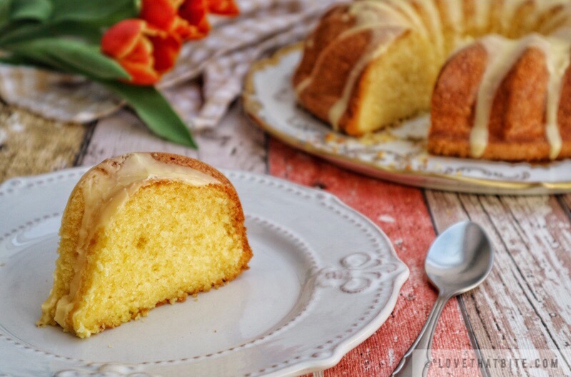 Advocaat Cake - Eierlikörkuchen - Lovethatbite.com